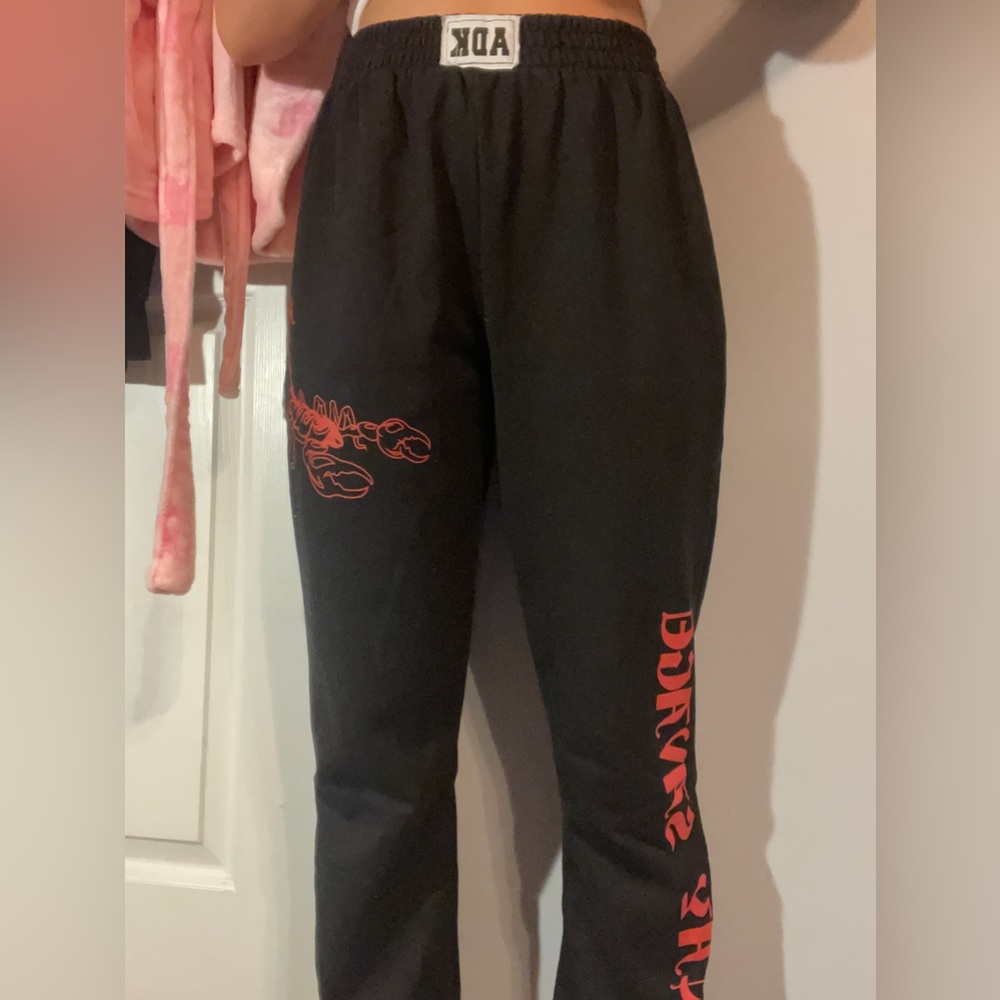 Adika Sweatpants